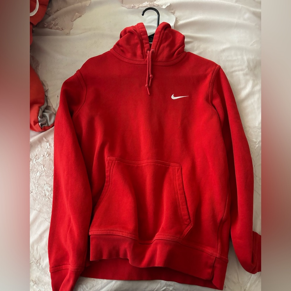 nike hoodie